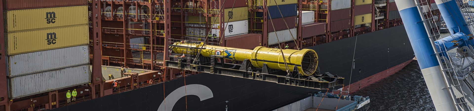 MSC Moves Record-breaking 390-tonne Hydraulic Hammer from Belgium to Singapore